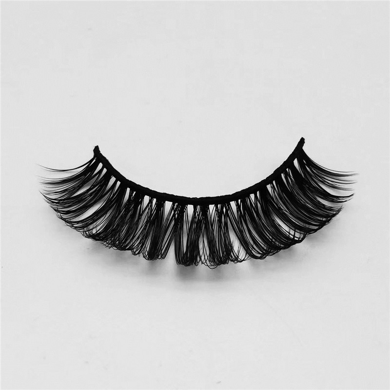Ресницы кошачий глаз 15 мм D Curl Russian Strip Lashes